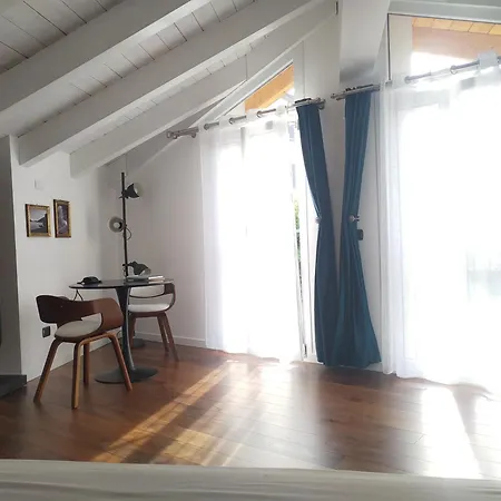 Relaxing Break Lario Apartment *